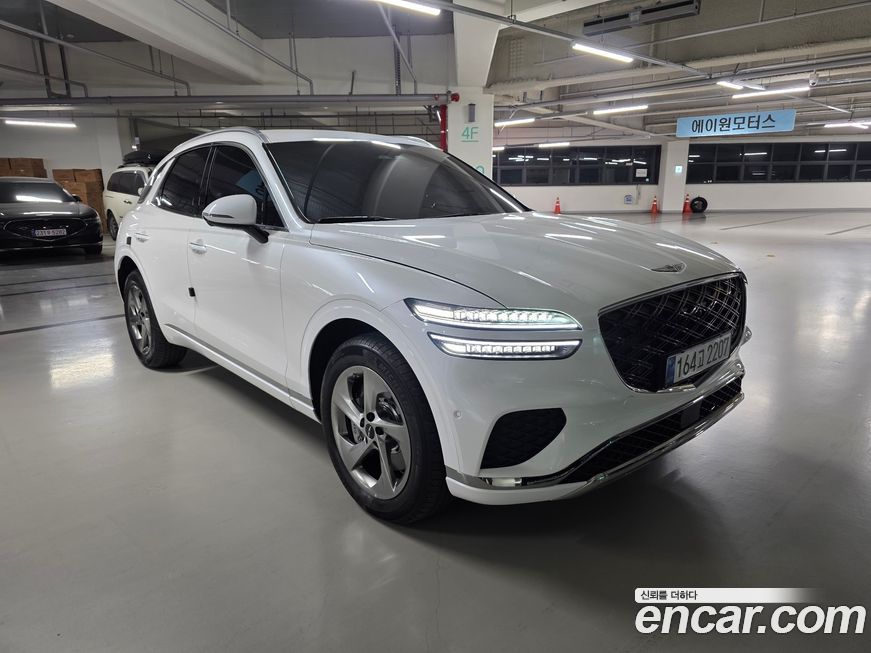 Genesis GV70 2025