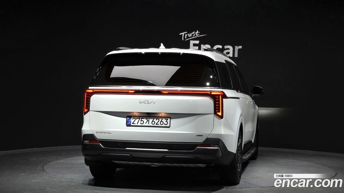 Kia Canival 2025