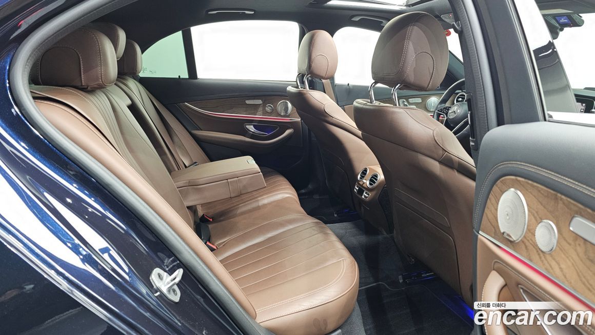 Mercedes-Benz E-Class 2023