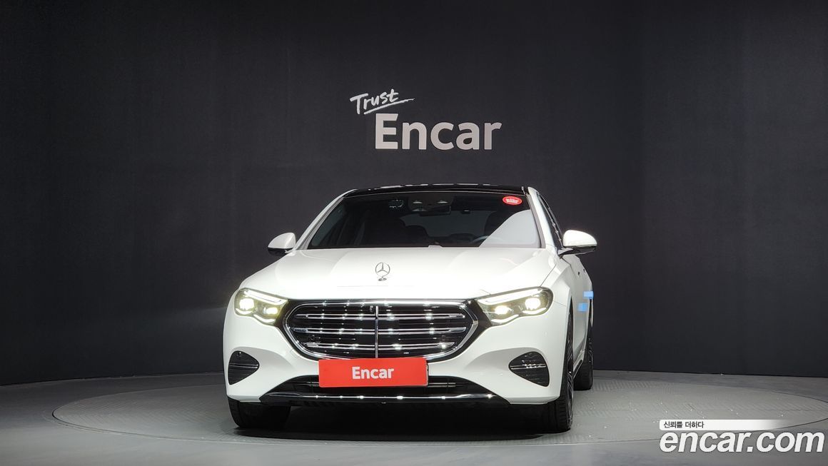 Mercedes-Benz E-Class 2025