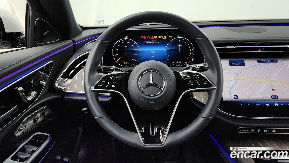 Mercedes-Benz E-Class 2025