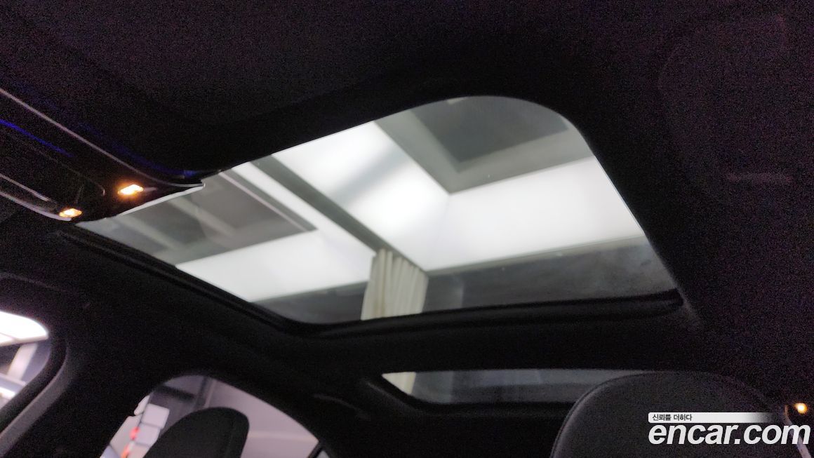 Mercedes-Benz E-Class 2025