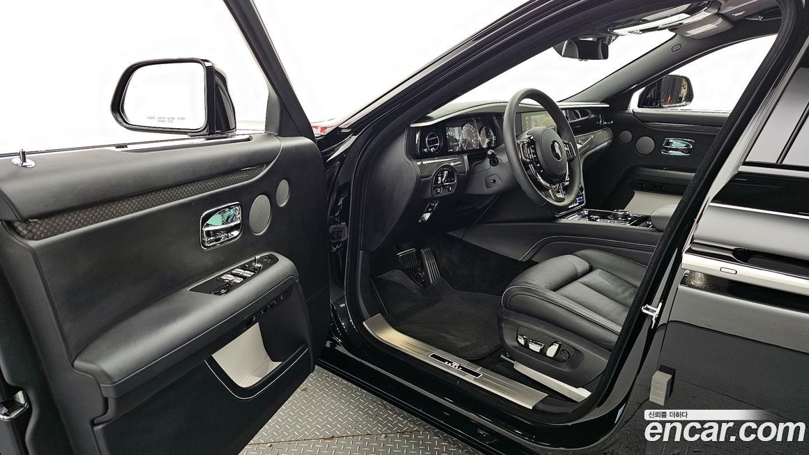 Rolls-Royce Ghost 2023