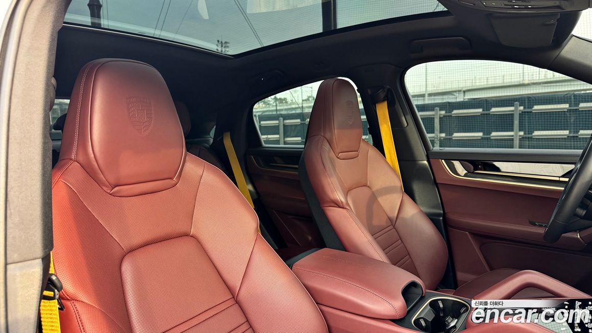 Porsche Cayenne 2024