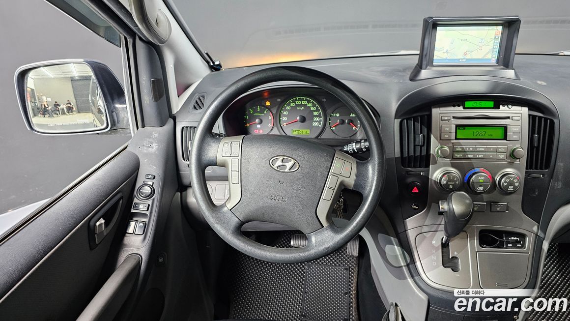 Hyundai Starex 2012