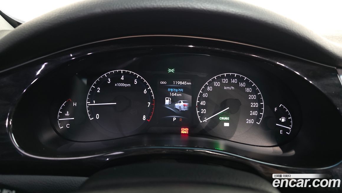 Hyundai Genesis 2012