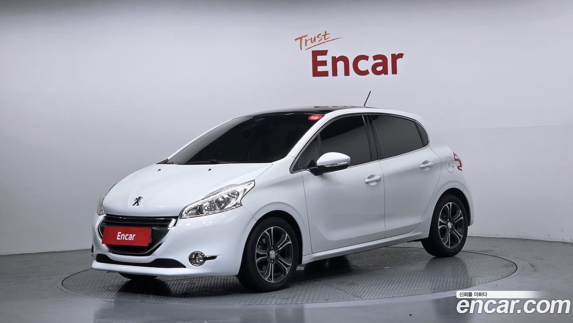 Peugeot 208 2014