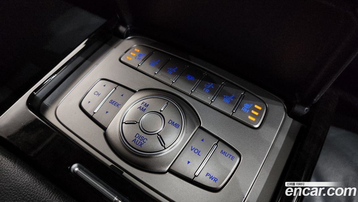 Hyundai Genesis 2012