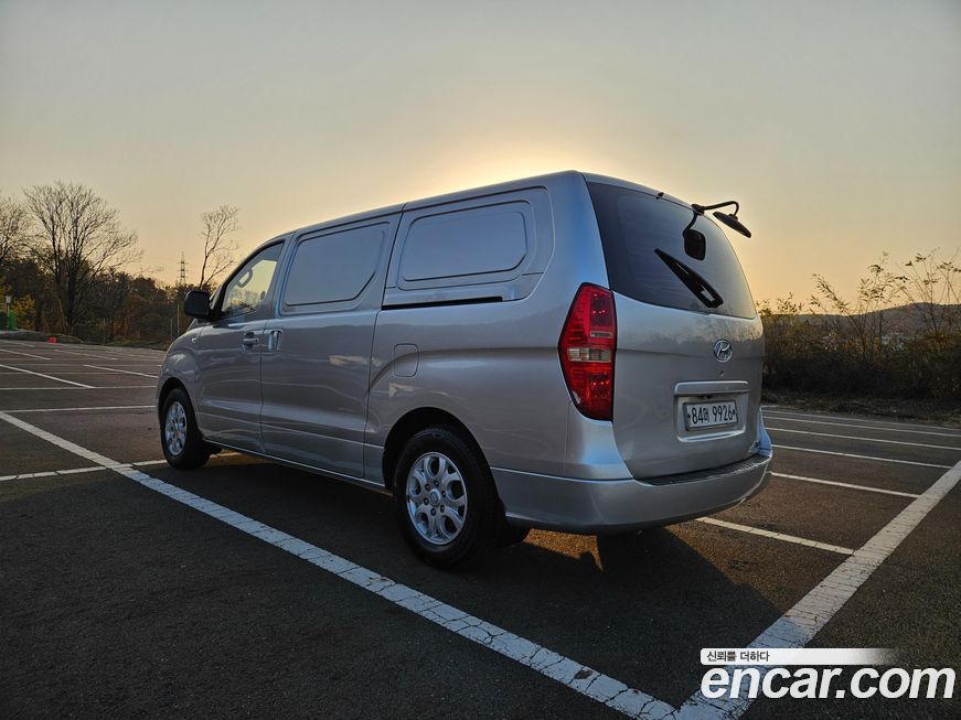 Hyundai Starex 2010