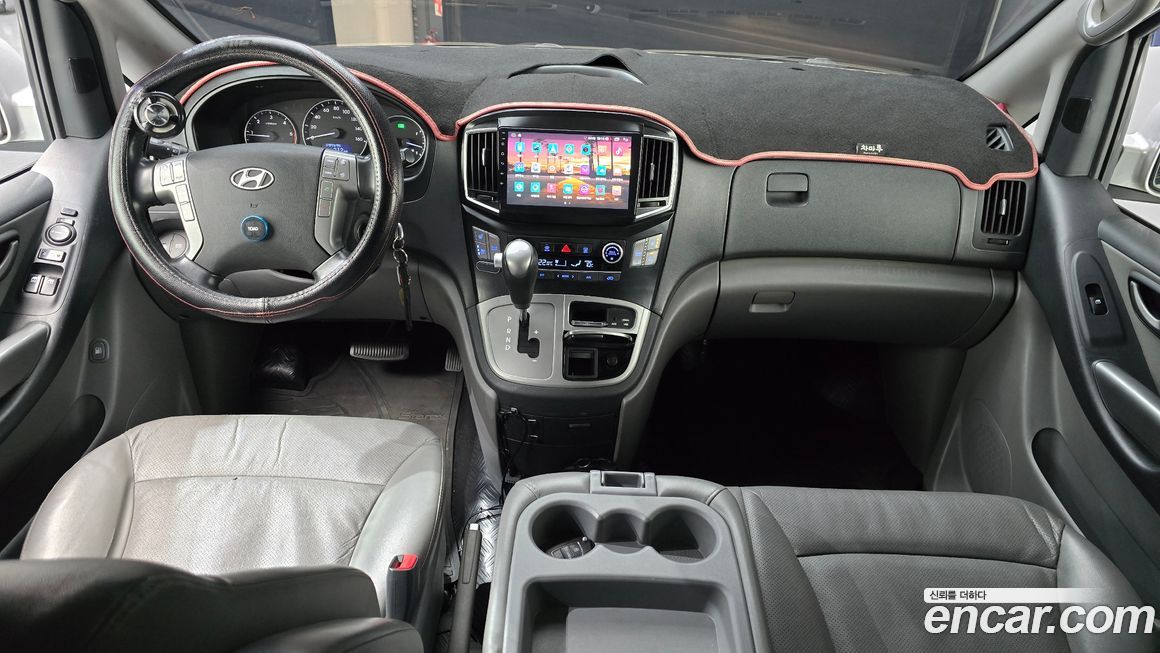 Hyundai Starex 2016
