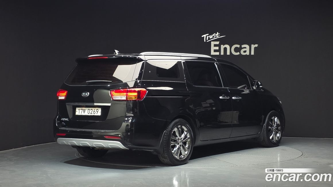 Kia Canival 2016