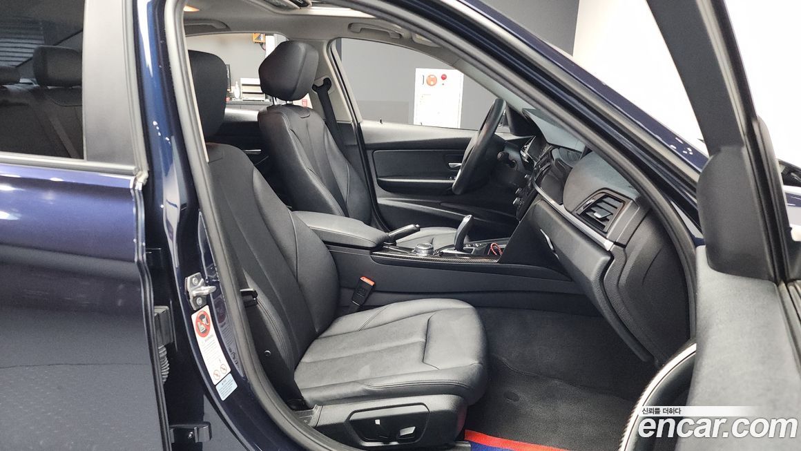 BMW 3-Series 2015