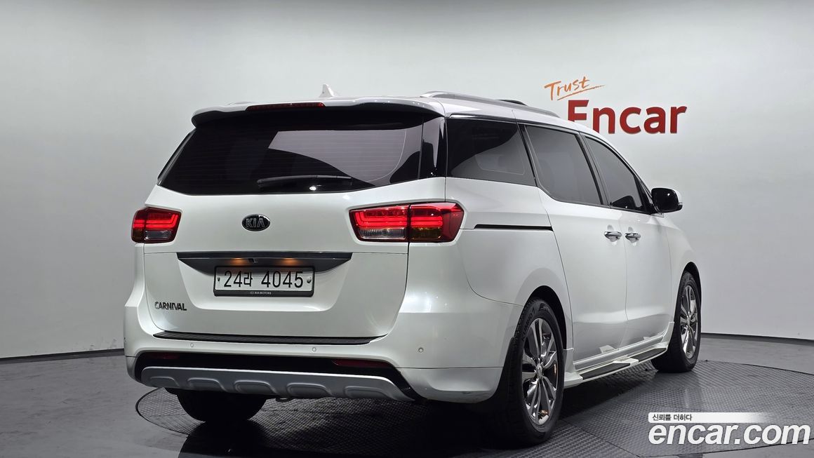 Kia Canival 2016