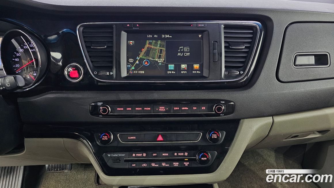Kia Canival 2016