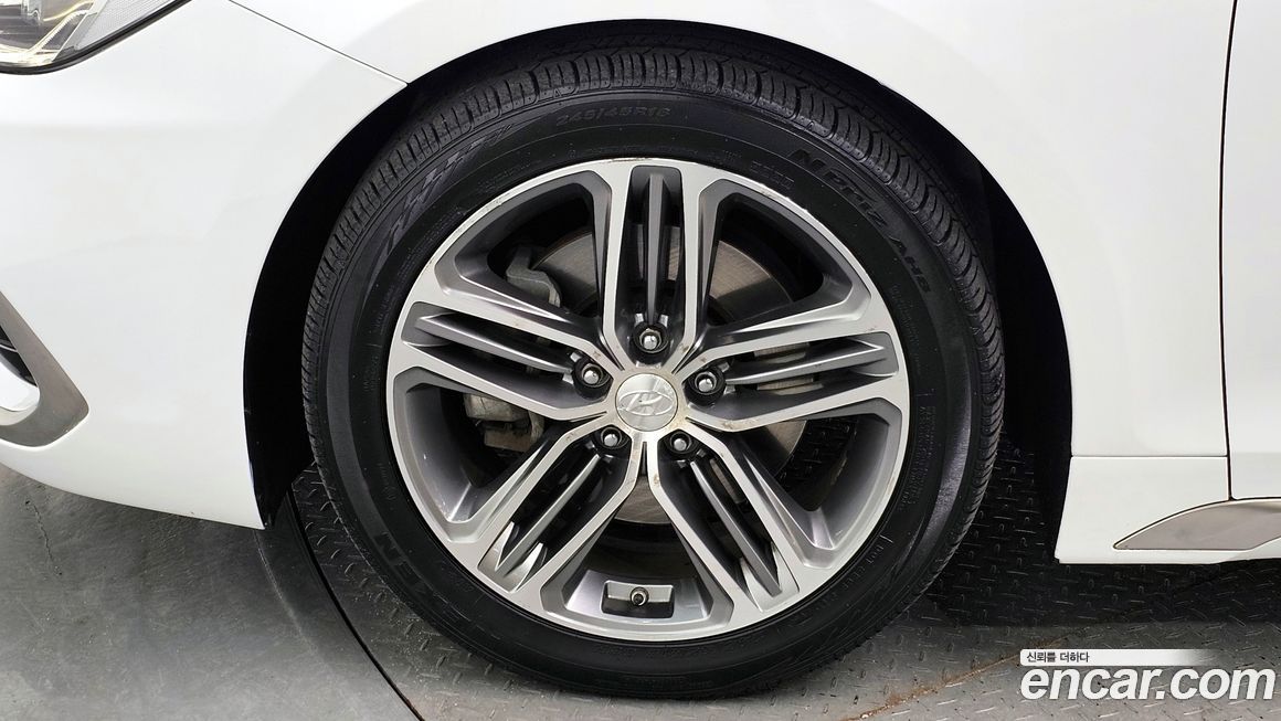 Hyundai Grandeur 2017