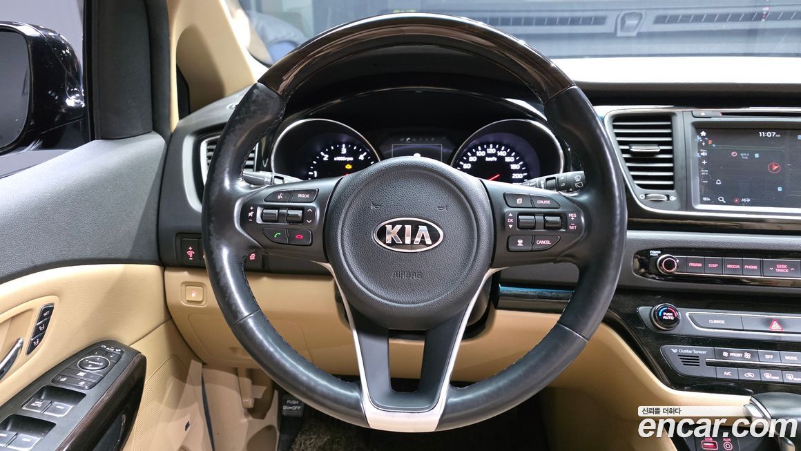 Kia Canival 2018
