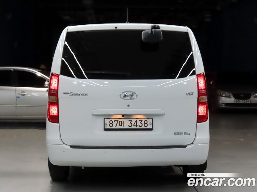Hyundai Starex 2021