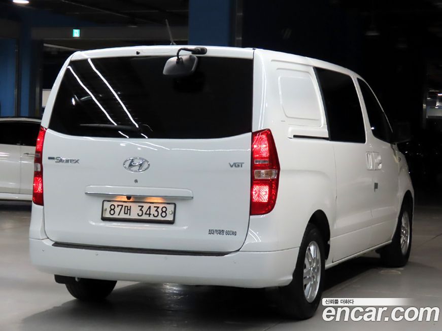 Hyundai Starex 2021