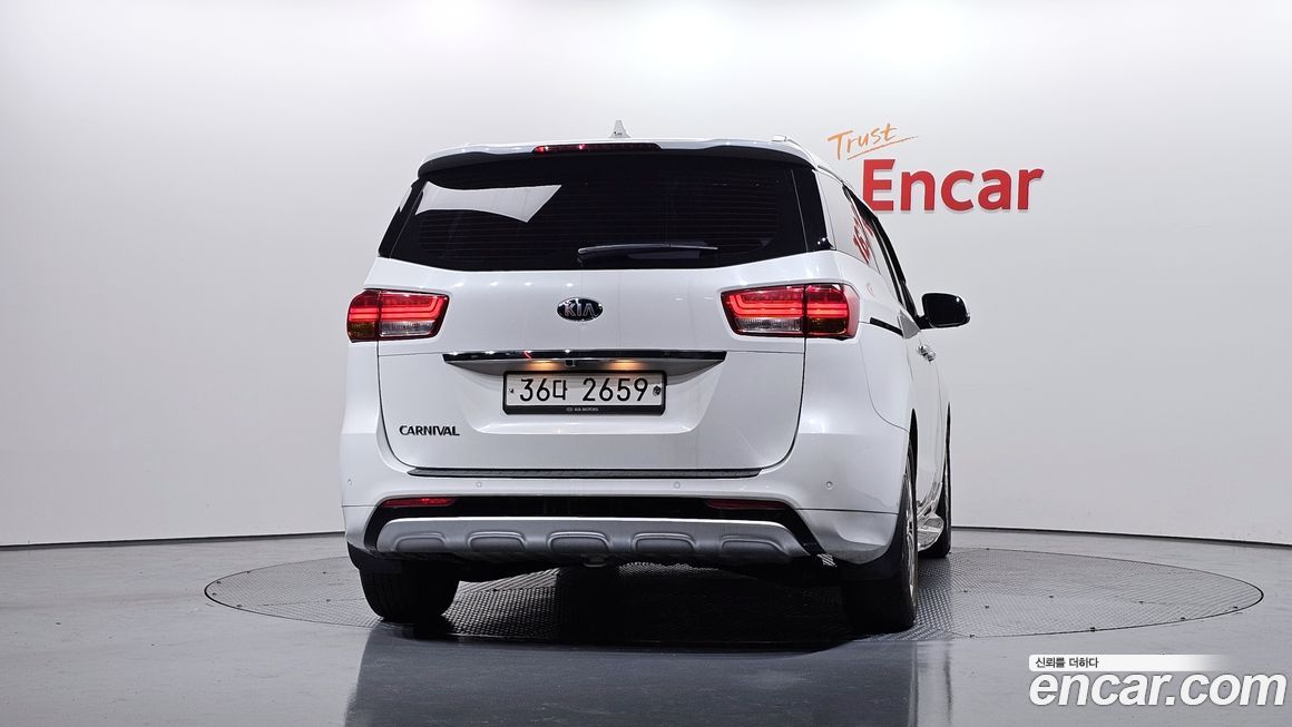 Kia Canival 2017