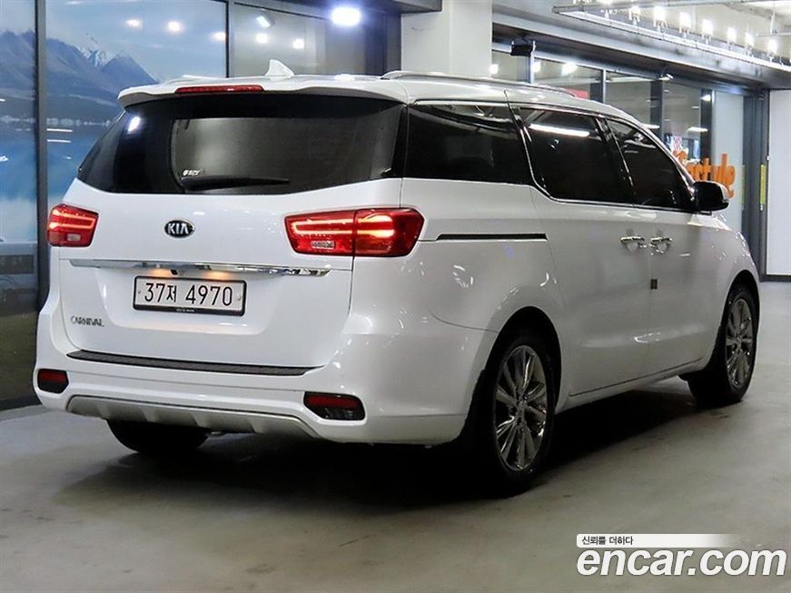 Kia Canival 2019