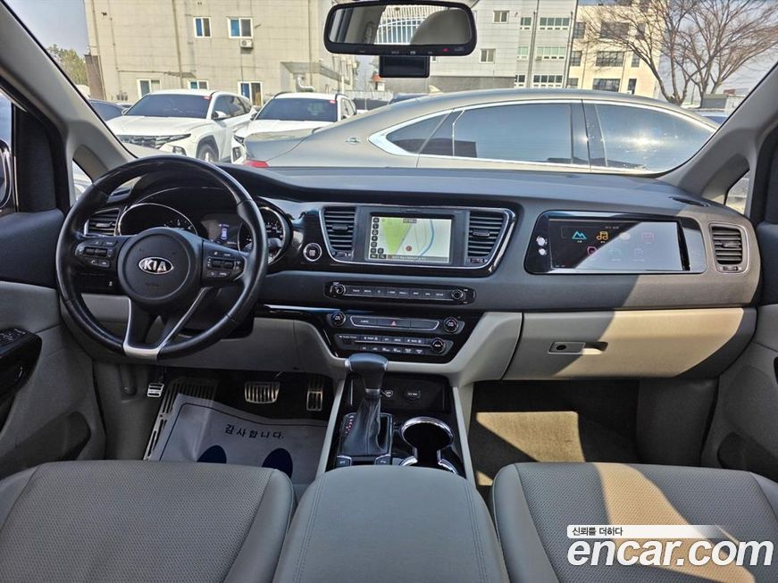 Kia Canival 2019