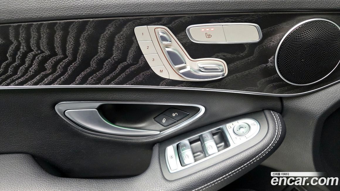 Mercedes-Benz C-Class 2019