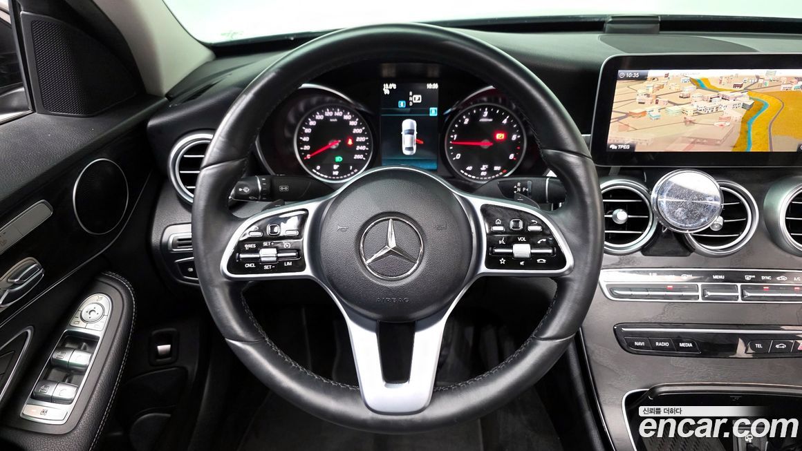 Mercedes-Benz C-Class 2019