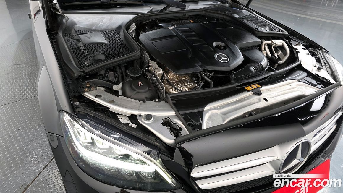 Mercedes-Benz C-Class 2019