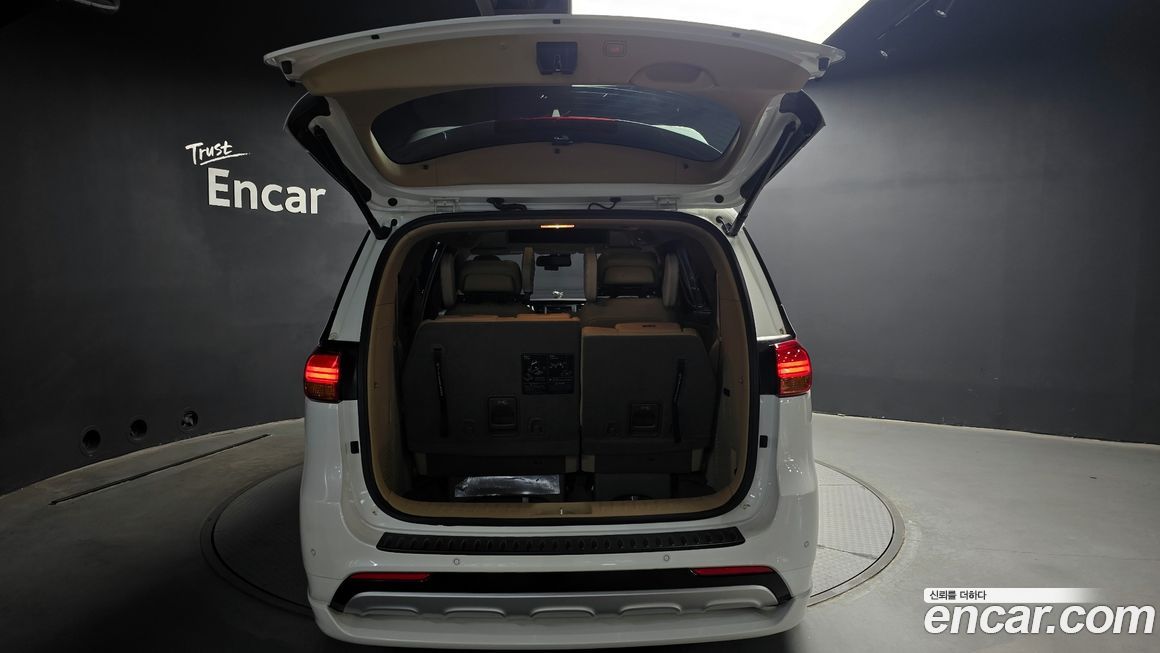 Kia Canival 2017