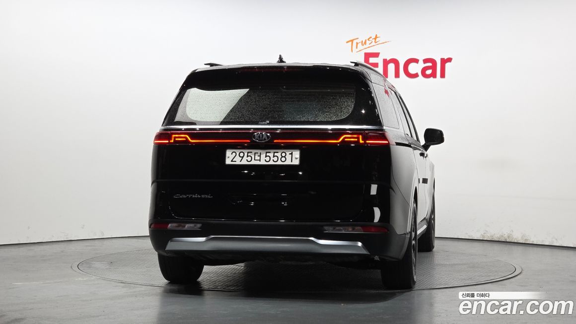 Kia Canival 2021