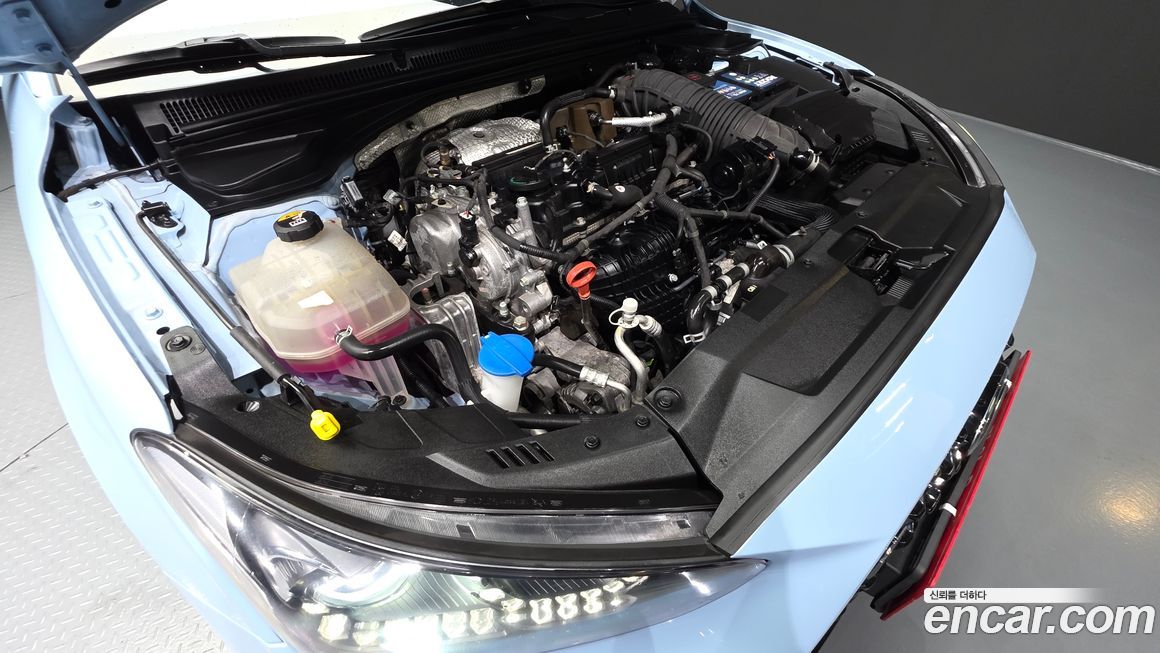 Hyundai Veloster 2021