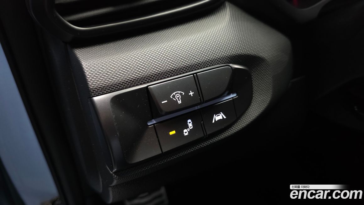 Hyundai Veloster 2021