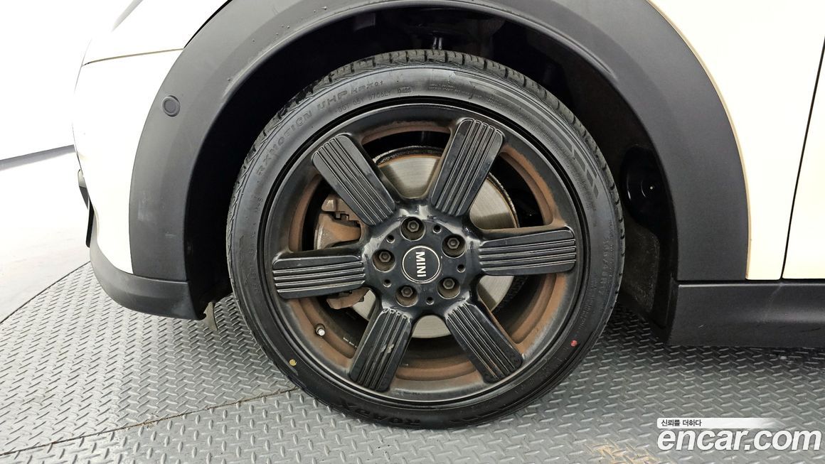 Mini Cooper Convertible 2022