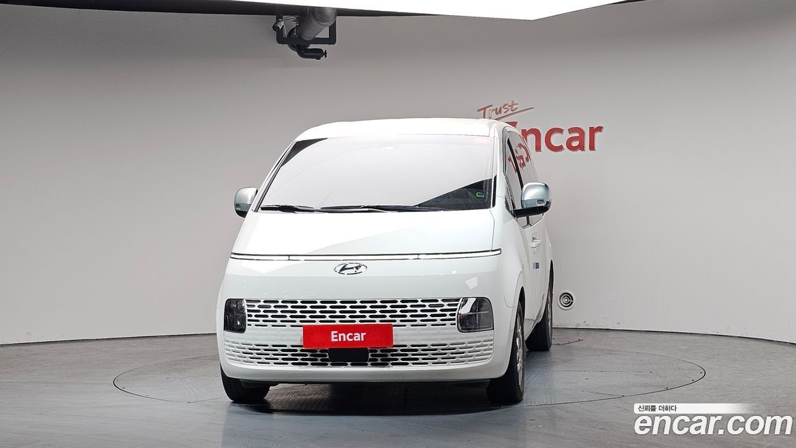 Hyundai Staria 2022