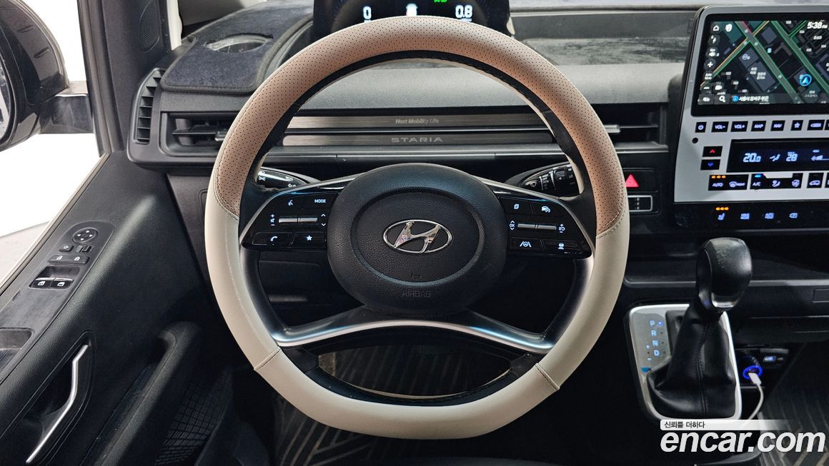 Hyundai Staria 2022