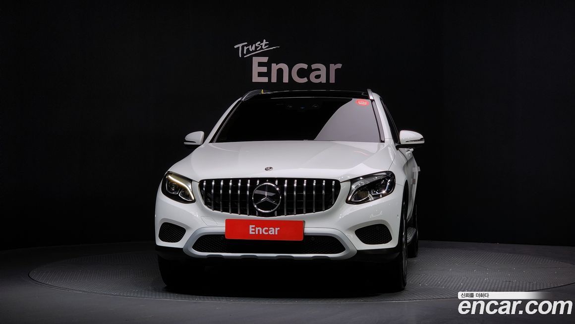 Mercedes-Benz GLC-Class 2019