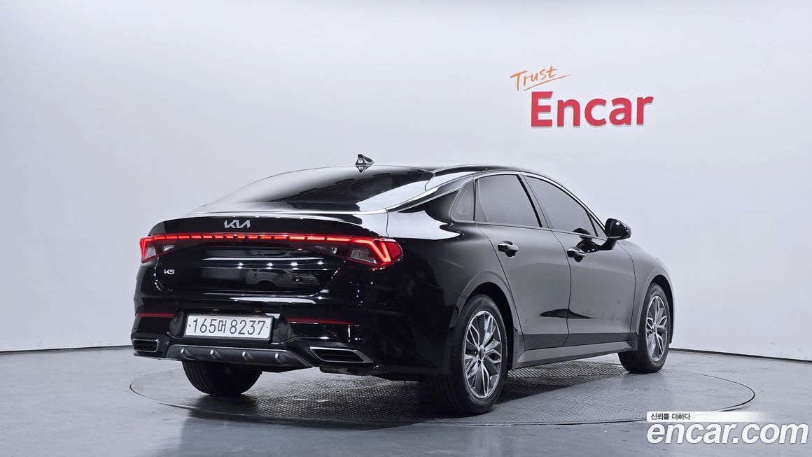 Kia K5 2023
