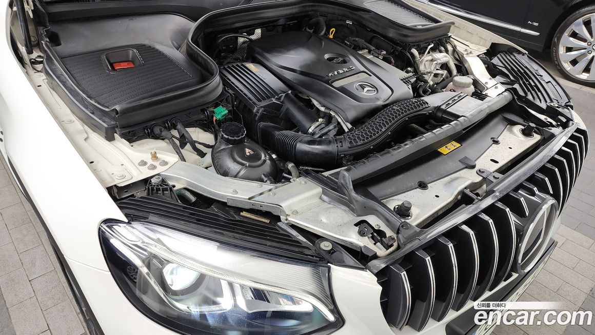 Mercedes-Benz GLC-Class 2019