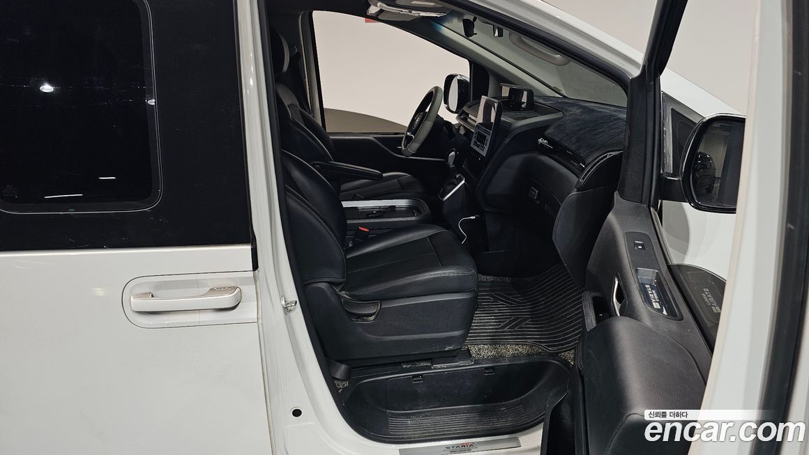 Hyundai Staria 2022