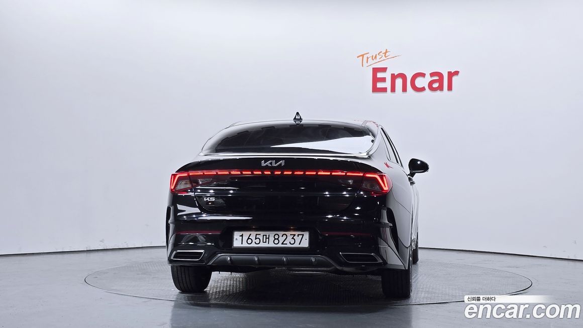 Kia K5 2023