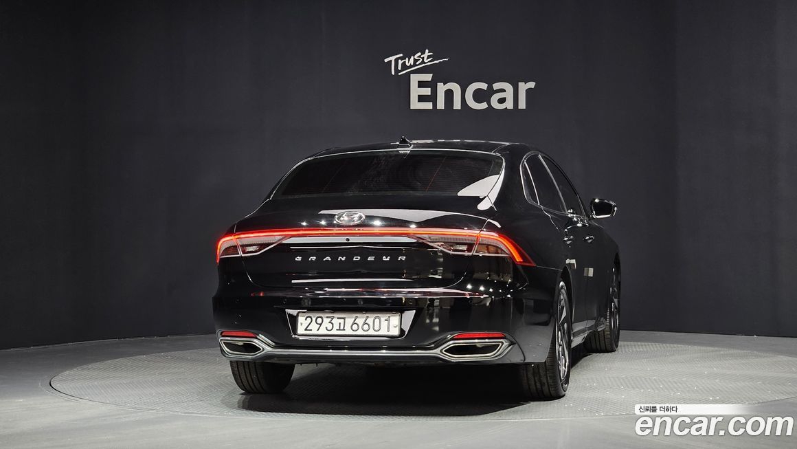 Hyundai Grandeur 2022