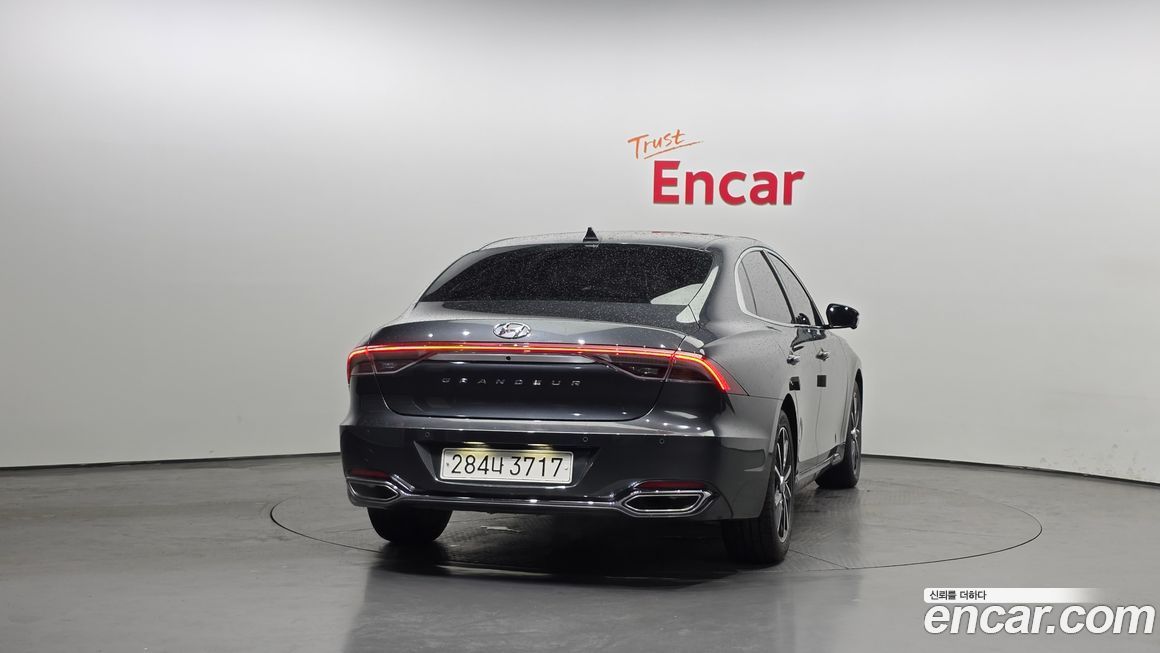 Hyundai Grandeur 2022