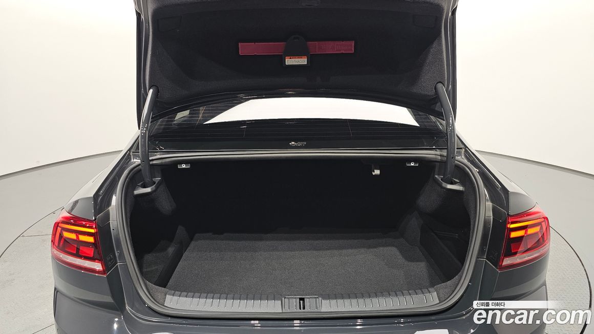 Volkswagen Passat 2021