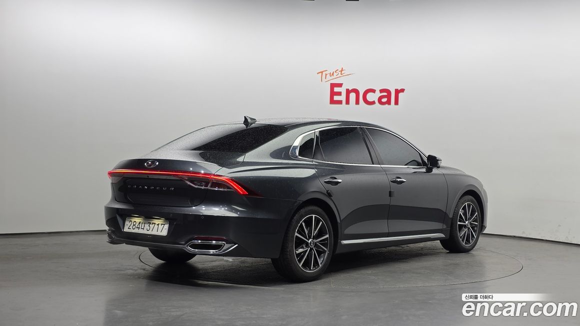 Hyundai Grandeur 2022