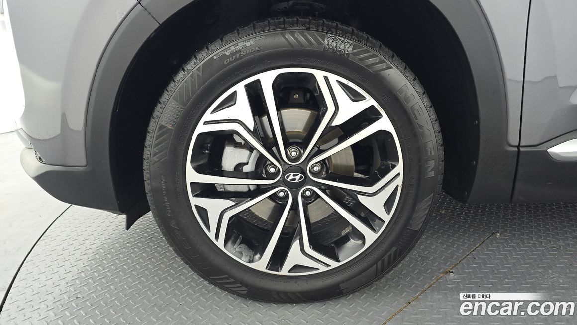 Hyundai Santafe 2020