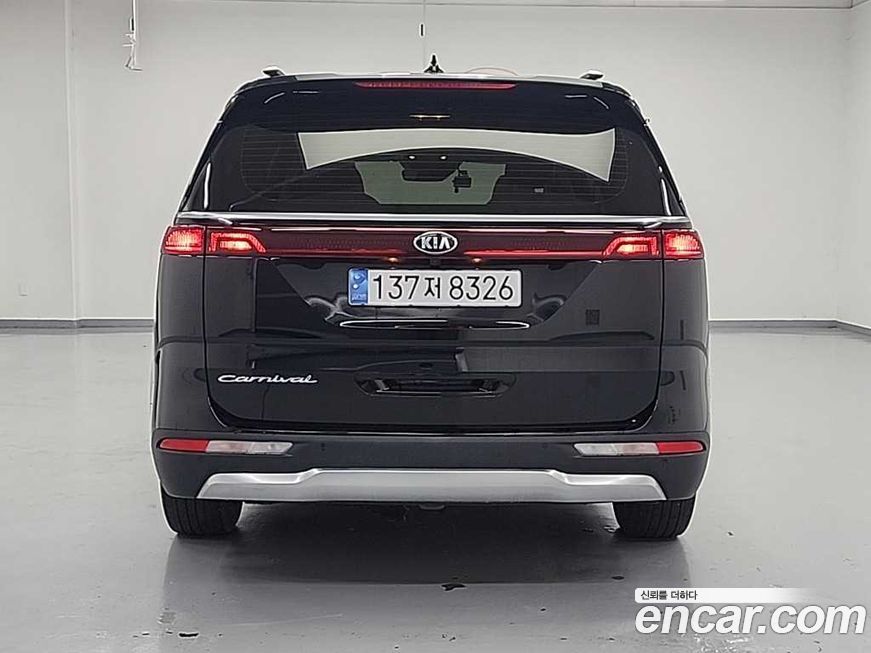 Kia Canival 2021