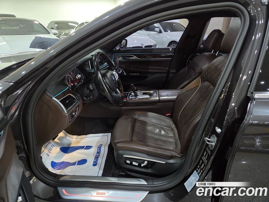 BMW 7-Series 2016