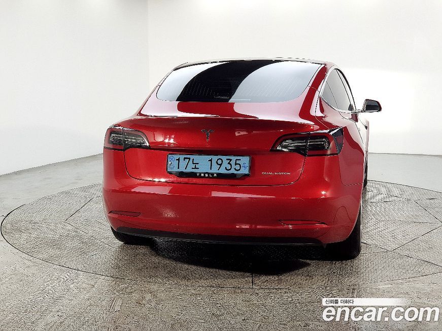 Tesla Model 3 2020