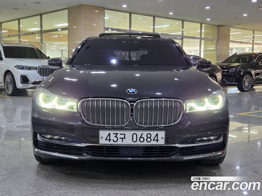 BMW 7-Series 2016