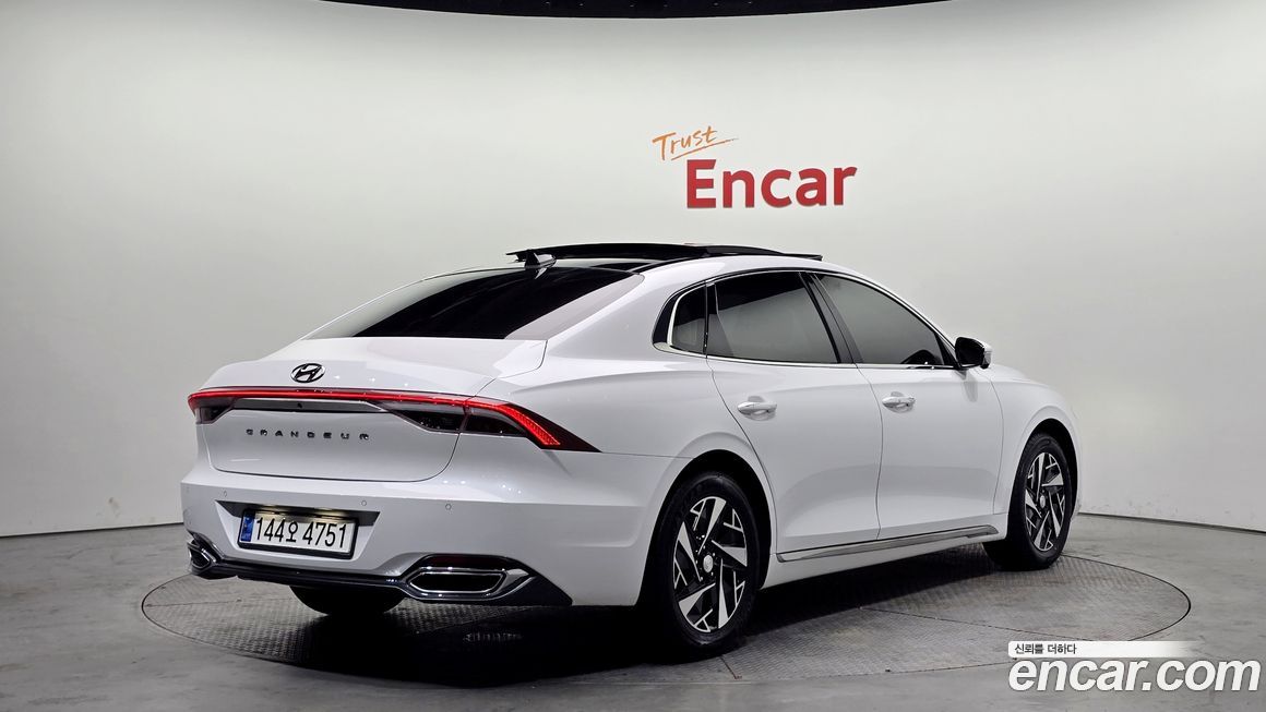Hyundai Grandeur 2022
